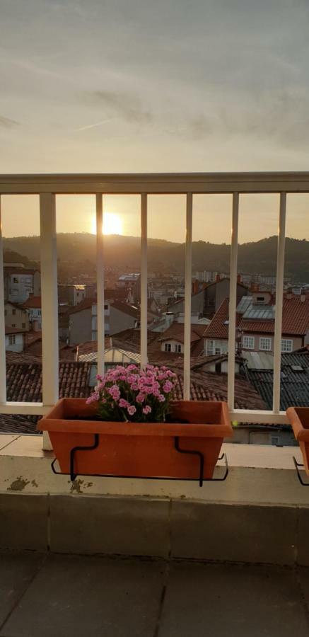 Duplex Luminoso Con Vistas En El Centro De Ourense Lägenhet Exteriör bild
